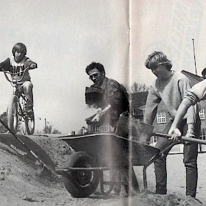 Wolfgang building the track in Bremen-Grohn in 1982