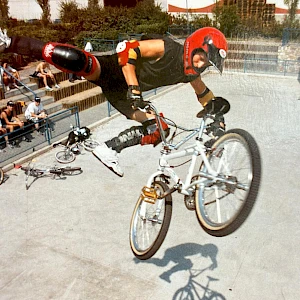 Whip on a Street Beat at the World Championships in Kenn, 1990