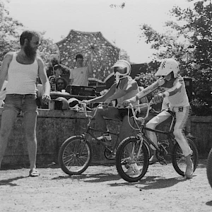 Peter leitet den Start, 1984
