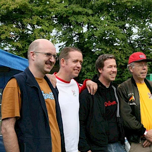 Jan Schauff (l) mit Rainer Schadowski, Rainer Strecker, Dieter Schadowski und Eddie Maczuga