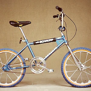 Das Crossmaster mit italienischen Aluguss-Felgen